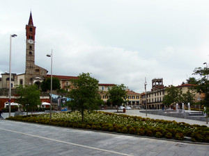 Piazza Giuseppe Garibaldi