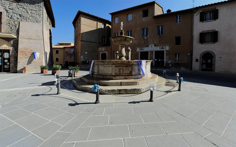 ''L’arte in piazza'' - Deruta