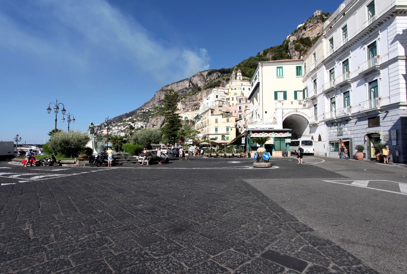 ''Piazza Flavio Gioia'' - Amalfi