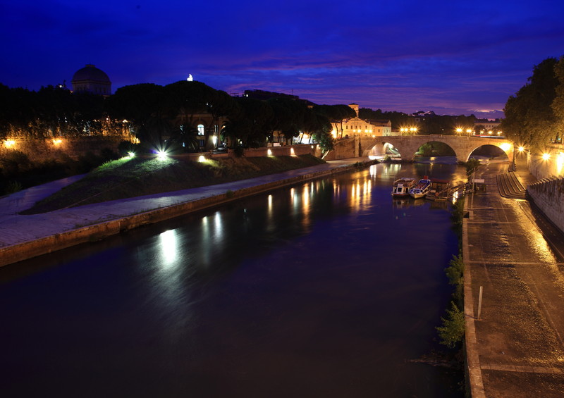 ''Lento risveglio ponte Cestio'' - Roma
