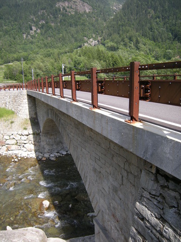 127761-600x800 127761-600x800