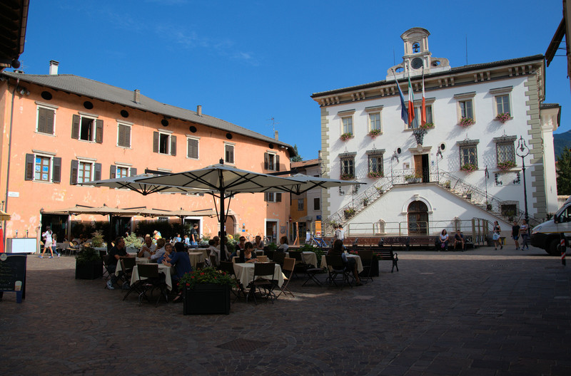 ''Piazza del comune'' - Pergine Valsugana