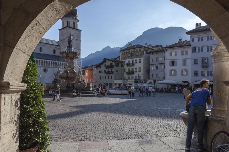 ''Licet ad libitum bibere'' - Trento
