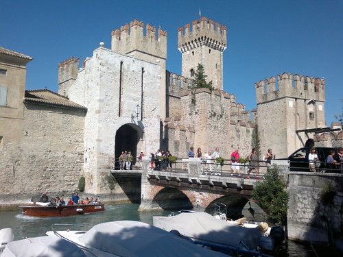 128773-800x600 128773-800x600