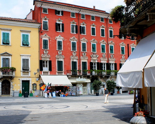 129363-800x641 129363-800x641