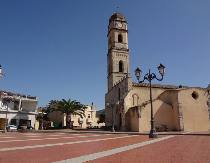 ''Piazza assolata'' - Assemini