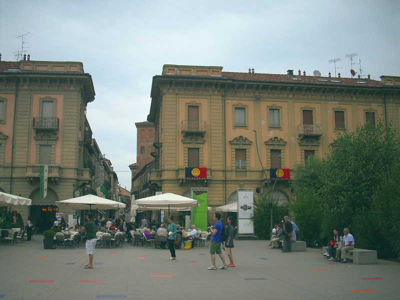 ''Piazza Savona'' - Alba