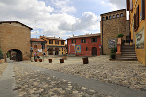 Piazza Giosuè Carducci