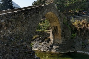 Ponte romano a punta acuta