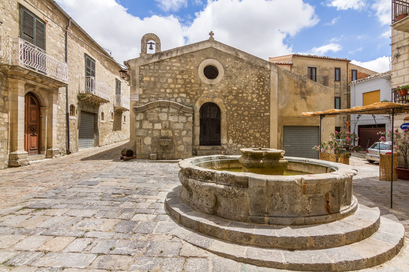 ''Piazza S. Luigi'' - Petralia Soprana