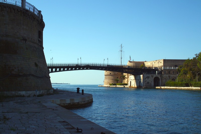 ''Si apre o non si apre…?'' - Taranto