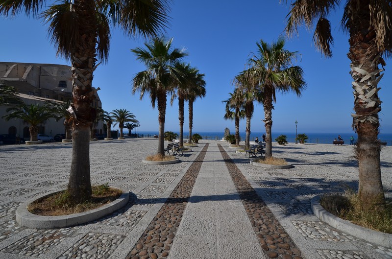 ''Piazza con viale'' - Castellammare del Golfo