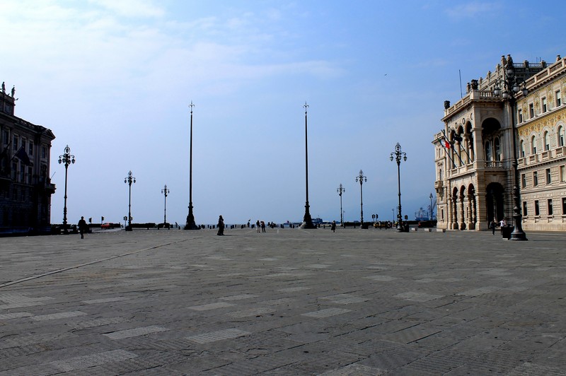 ''Verso l’infinito'' - Trieste