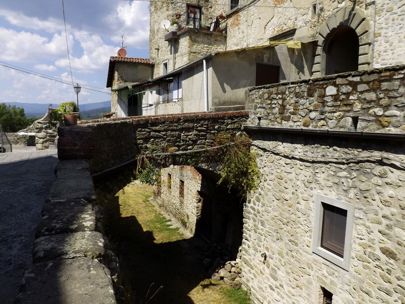 ''In fondo al paese….'' - Villafranca in Lunigiana