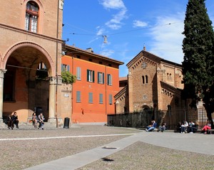 Siesta in Piazza Santo Stefano