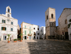 un’antica piazza = Piazza Vittorio Emanuele II