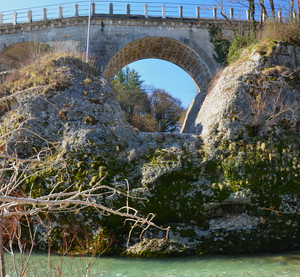 Il ponte sulla roccia