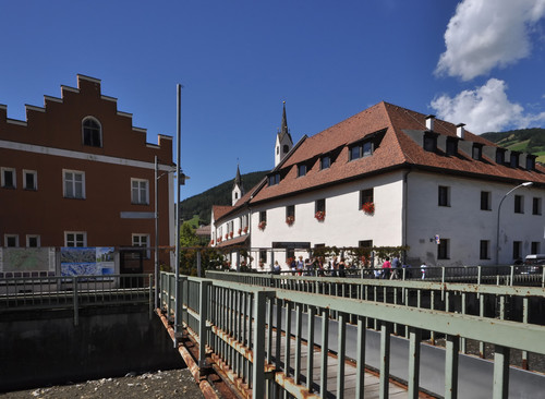 130796-800x587 130796-800x587