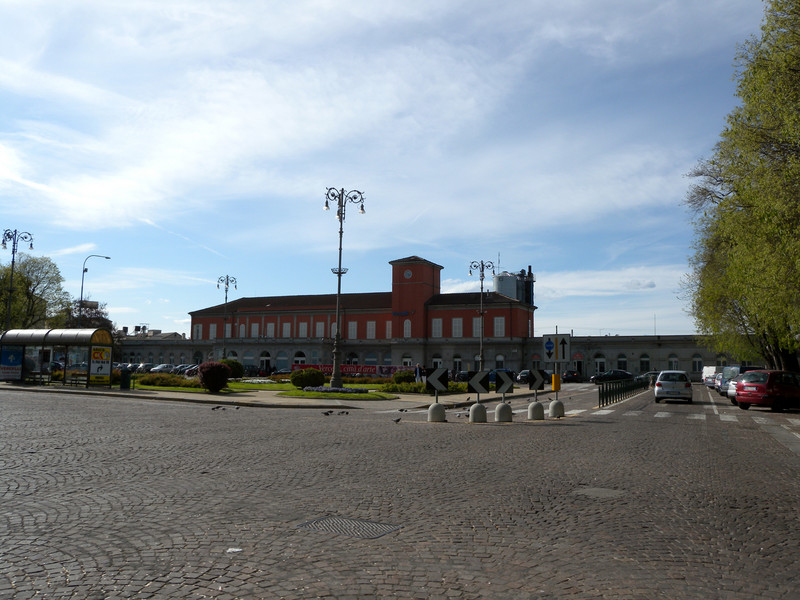 ''Piazza della stazione'' - Vercelli