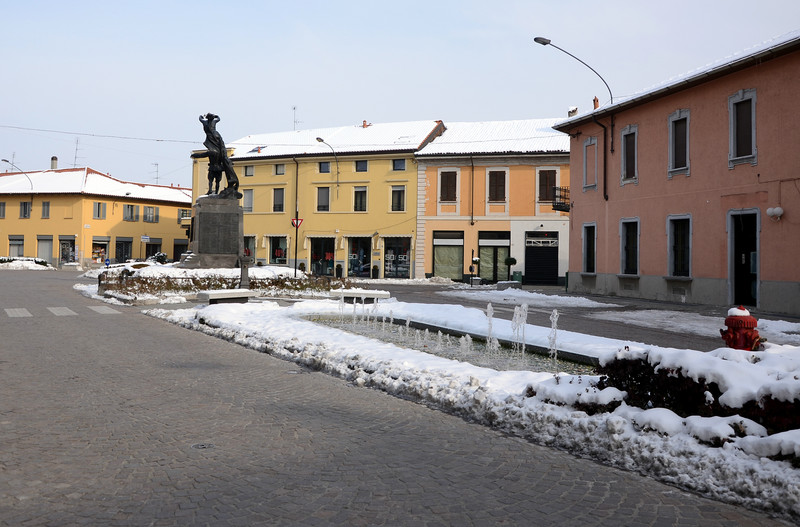 ''La piazza di Inveruno'' - Inveruno