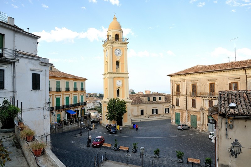 ''Ora esatta in piazza Steri'' - Rossano