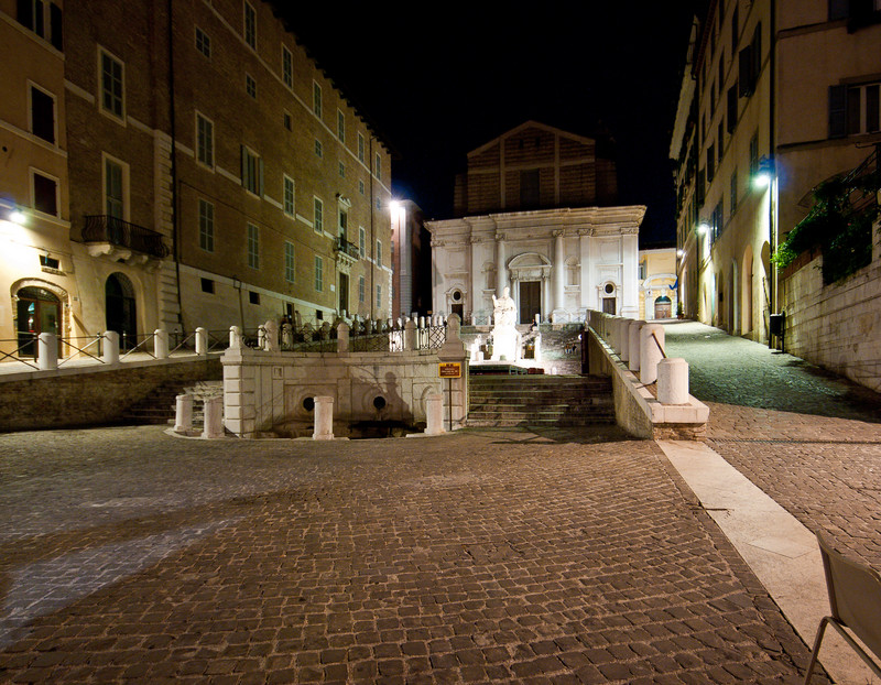 ''In Piazza del Plebiscito'' - Ancona
