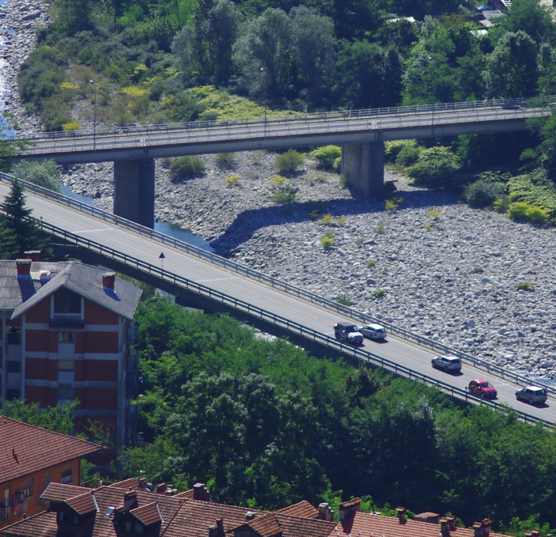 ''… crucis in fondo … ponte va …ponte che viene …'' - Varallo