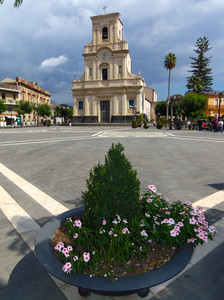 Piazza Lucia Mangano
