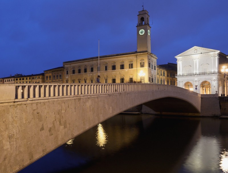 ''Di…mezzo'' - Pisa