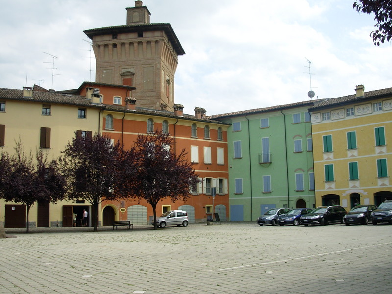 ''Fiume o Padella? è una piazza comunque bella!'' - Scandiano