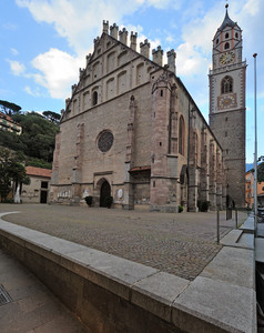 Sera in piazza Duomo