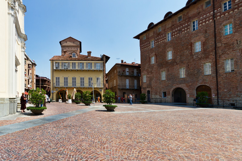 ''A Pertinace'' - Alba