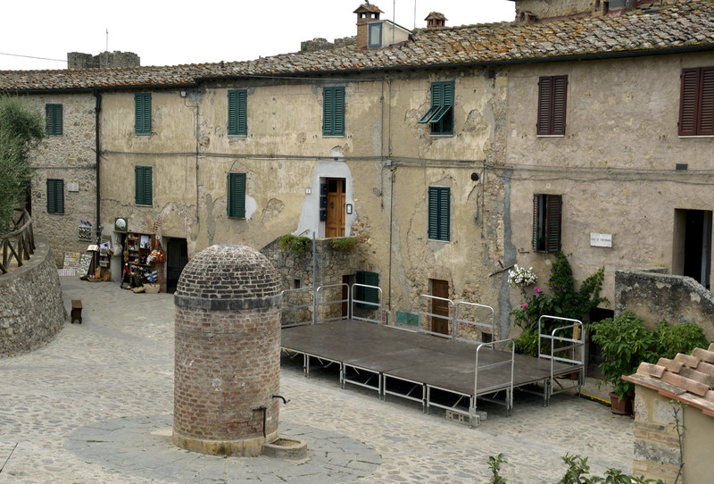 ''Largo di fontebianca'' - Monteriggioni