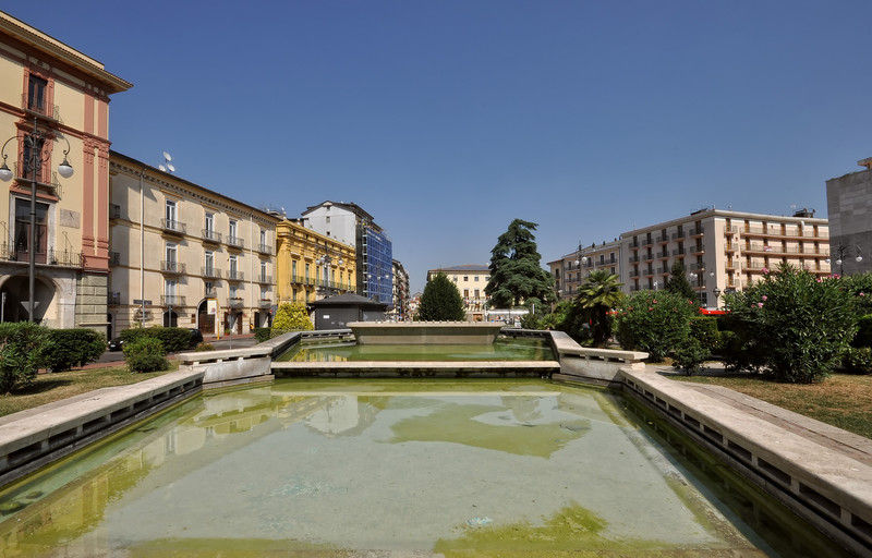 ''acqua in Piazza della Libertà'' - Avellino