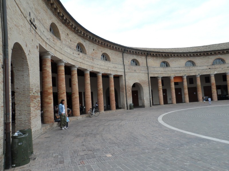''Il Foro Annonario, senza mercato'' - Senigallia