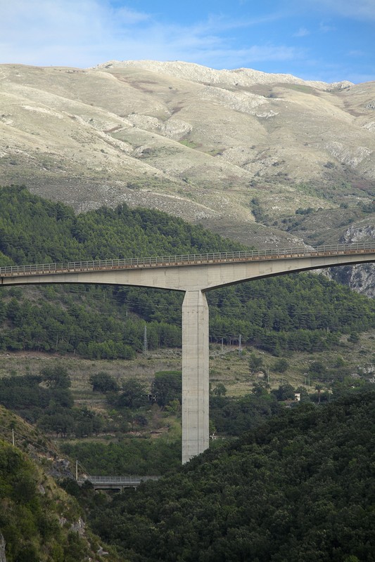 ''Ponte tra i monti'' - Praia a Mare