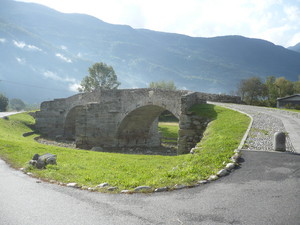 il Ponte e le Montagne