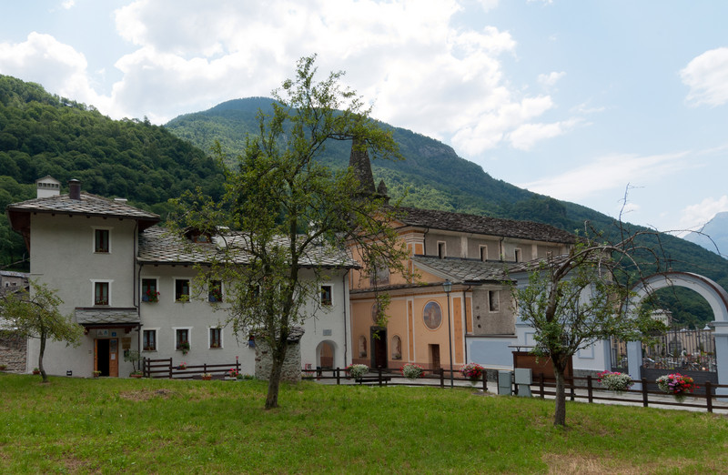 ''Lux perpetua luceat eis'' - Lillianes