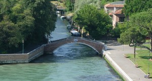 …verso il silenzio dell’isola