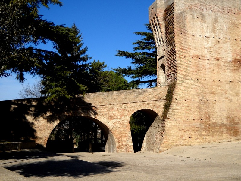 ''Verso la Rocca'' - Mondavio