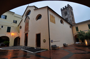 Piazza San Martino – Toirano (SV)
