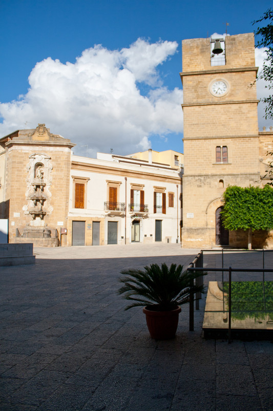''La fontana e l’orologio'' - Castelvetrano