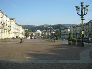 Ciclista al telefono