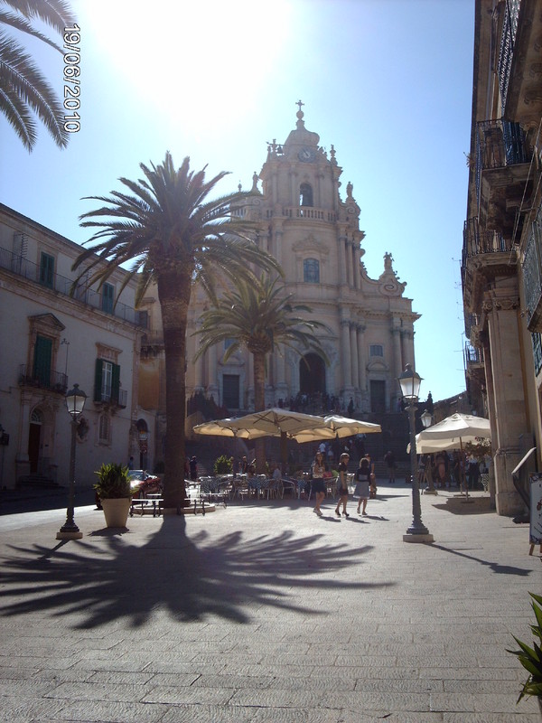 ''la piazza di montalbano'' - Ragusa