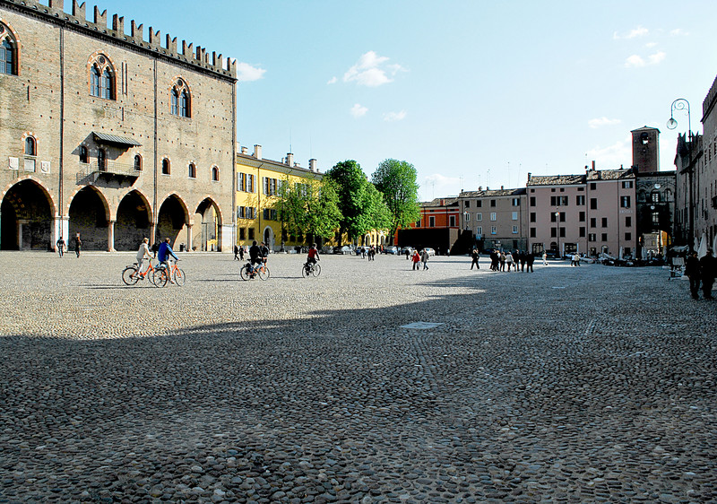 ''piazza Sordello 2'' - Mantova