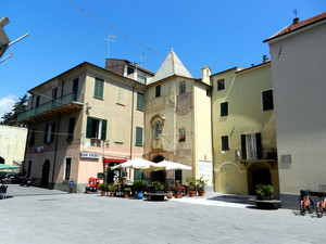 Piazza Madonna della Guardia