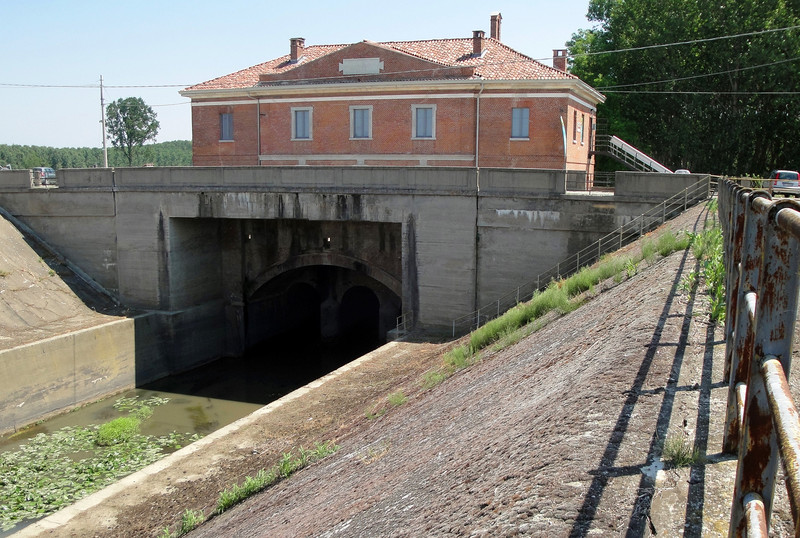 ''La Chiavica del Reale'' - Chignolo Po