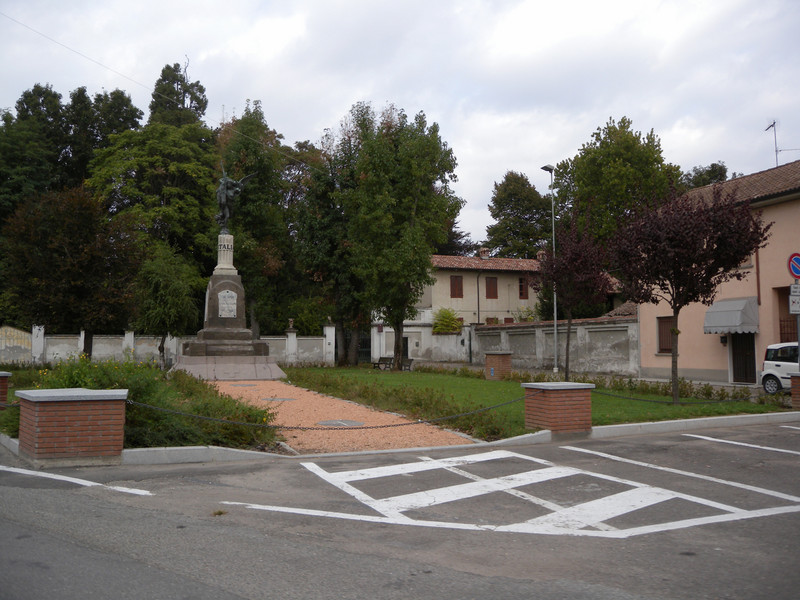 ''Piazza IV novembre'' - San Giorgio di Lomellina