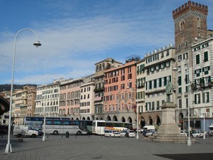 Piazza Caricamento