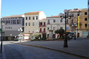 Piazza Azuni